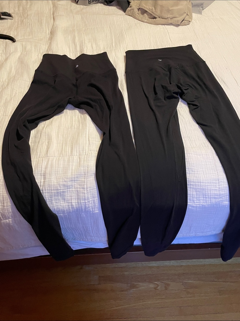 2 pairs lululemon align leggings